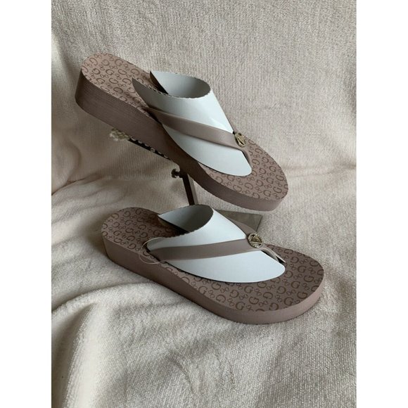 🌹Women’s sandals size 10 Guess Talar-C Eva Flip Flop Wedge Sandal Light Pink - Picture 1 of 12